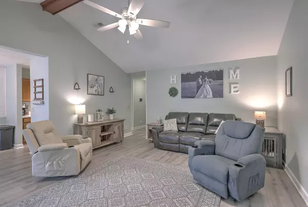 102 Evergreen Magnolia Ave, Goose Creek, SC 29445