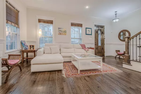 715 Nicholson ST, Houston, TX 77007