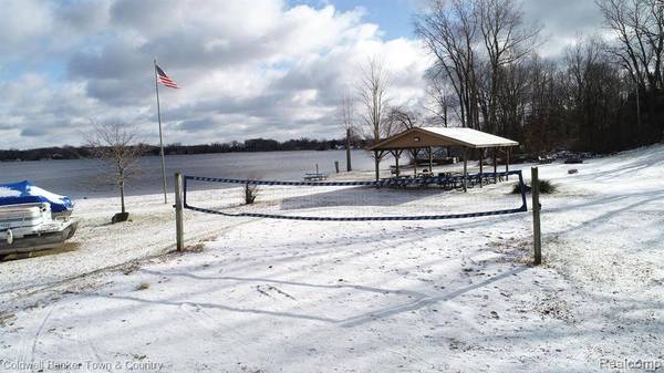 10133 OGEMAW Court, Pinckney, MI 48169