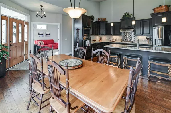 431 Grandview Drive, Waunakee, WI 53597