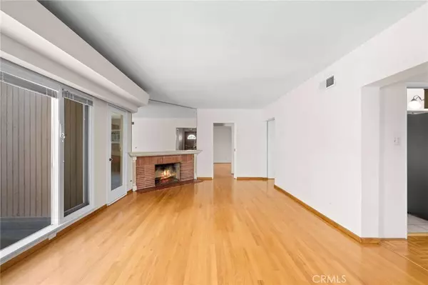 9725 Alcott ST, Los Angeles, CA 90035