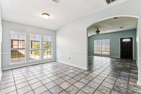 3735 BRIGHTSIDE DR, Baton Rouge, LA 70820