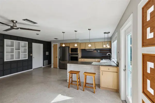 6 BAYTREE CIR, Ormond Beach, FL 32176