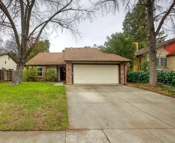 1575 Pebblewood DR, Sacramento, CA 95833