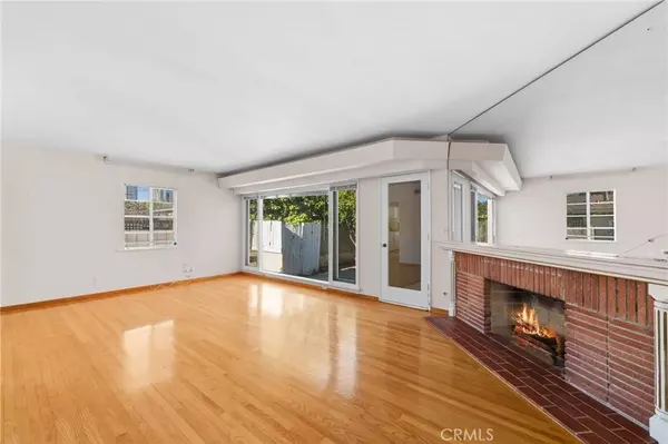 9725 Alcott ST, Los Angeles, CA 90035