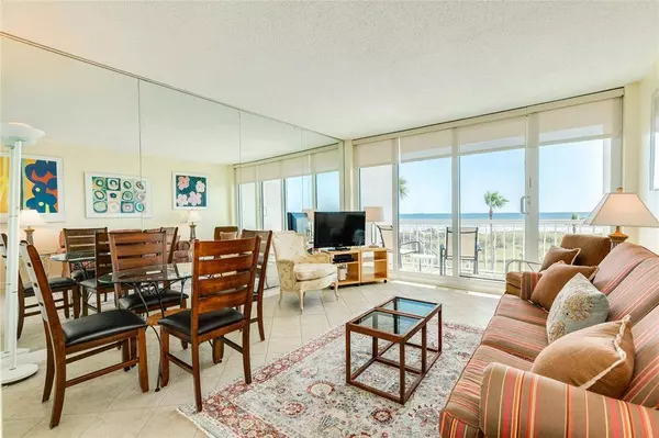 1401 E Beach DR #209, Galveston, TX 77550