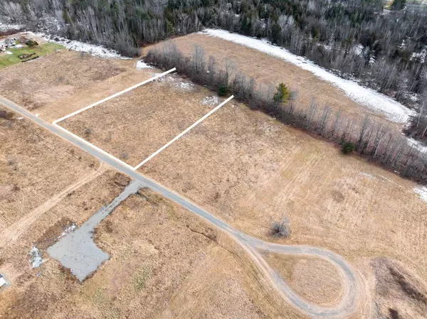 007-018 Indian Heights DR, Saint Albans, ME 04971