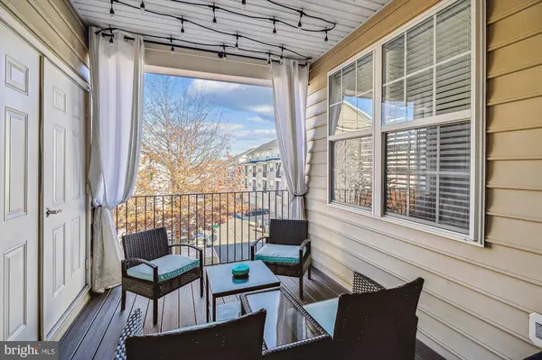 2312 MERSEYSIDE DR, Woodbridge, VA 22191