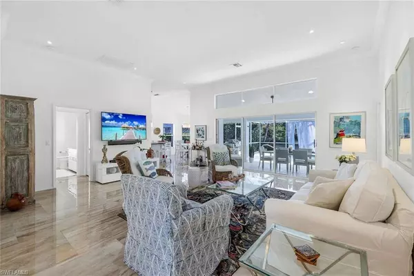 7572 San Miguel WAY, Naples, FL 34109