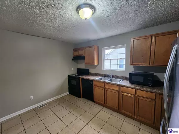 809 Hawkins Drive, Elizabethtown, KY 42701