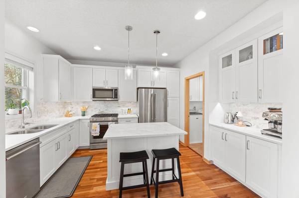 10743 Falling Water LN ##C, Woodbury, MN 55129