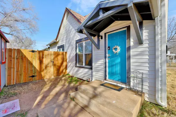 312 E 1st Ave, Cheney, KS 67025