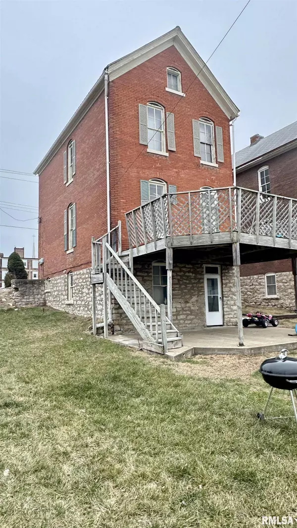 622 YORK ST, Quincy, IL 62301