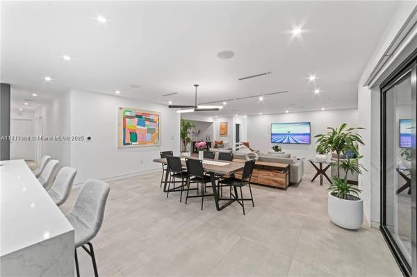 3521 N 34th Ave, Hollywood, FL 33021