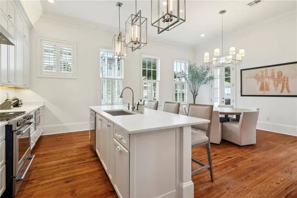 1015 HARMONY ST, New Orleans, LA 70115