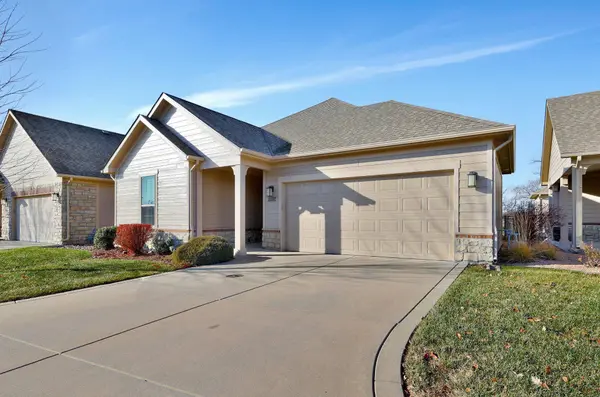 4779 N Prestwick Ave, Bel Aire, KS 67226