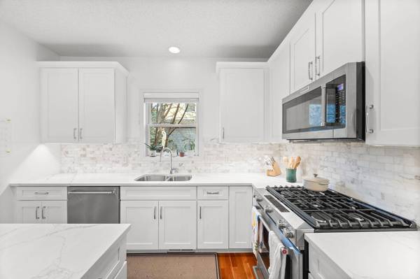 10743 Falling Water LN ##C, Woodbury, MN 55129