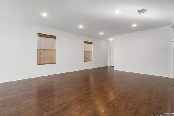 3510 ALAMO GRNS, San Antonio, TX 78261-2390