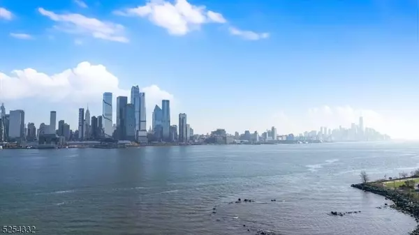 150 Henley Pl #404, Weehawken Twp., NJ 07086