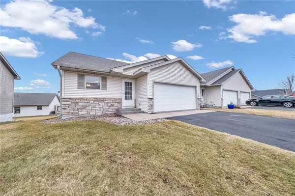 1724 Redhead AVE, Baldwin, WI 54002