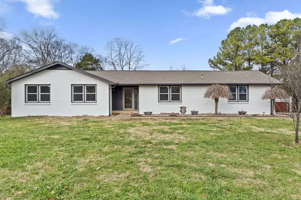 6239 Lee Ave, Murfreesboro, TN 37129