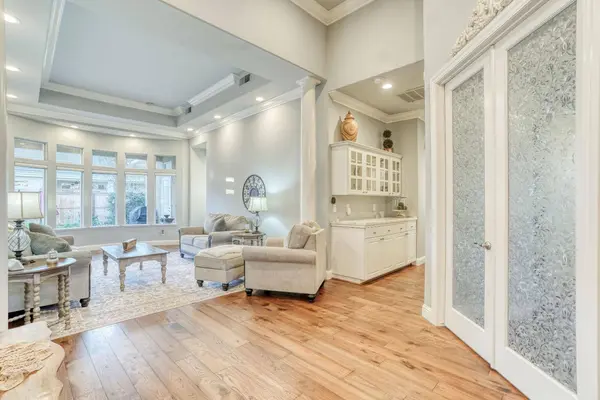 2045 W Via Frassino, Fresno, CA 93711