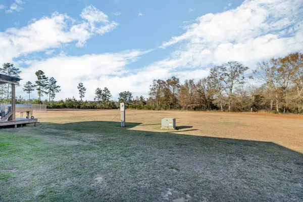 280 Rainey Rd., Moselle, MS 39459