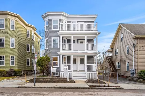 29-31 Cushing St #1, Cambridge, MA 02138