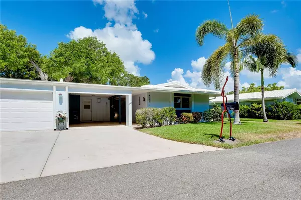 1350 STAFFORD LN #1422, Sarasota, FL 34232