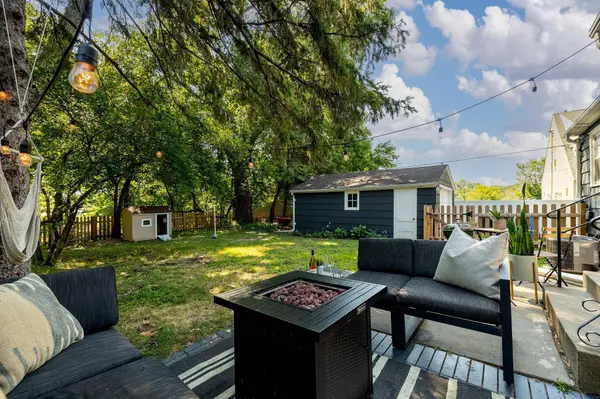 621 Penn AVE S, Minneapolis, MN 55405