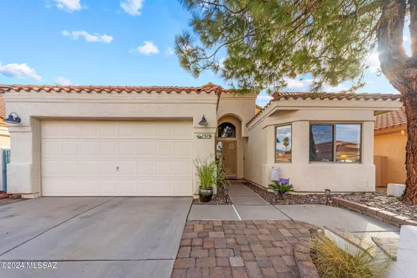 1519 W Sand Pebble Dr Drive, Oro Valley, AZ 85737