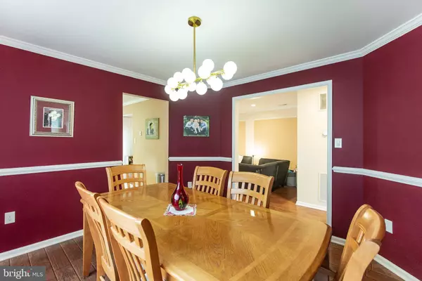 343 BIRCH HOLLOW DR, Bordentown, NJ 08505