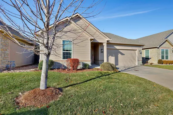 4779 N Prestwick Ave, Bel Aire, KS 67226