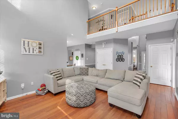 8 BIRKDALE CT, Mount Holly, NJ 08060