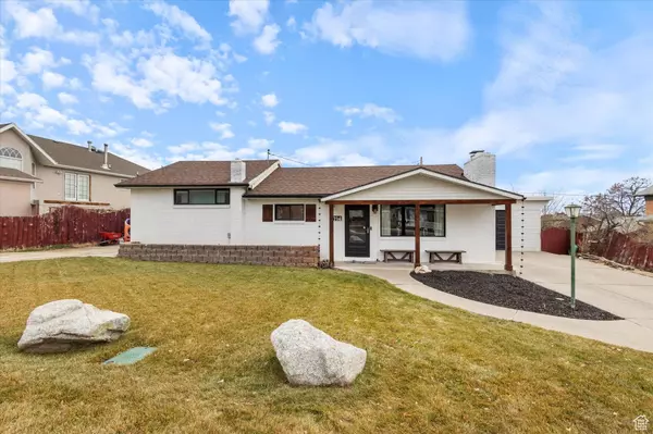 714 E GROVE CREEK DR N, Pleasant Grove, UT 84062