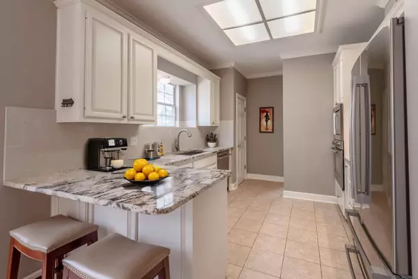 525 Pastureview Dr, Baton Rouge, LA 70810