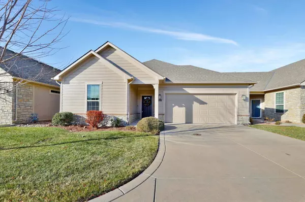 4779 N Prestwick Ave, Bel Aire, KS 67226