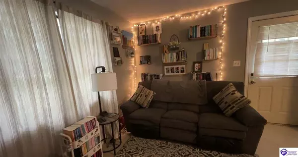 10202 S Highway 259, Mcdaniels, KY 40152