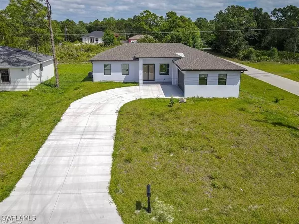 3000 47th ST W, Lehigh Acres, FL 33971