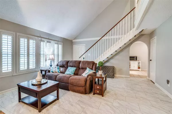 4832 Rollingwood Court, Garland, TX 75043