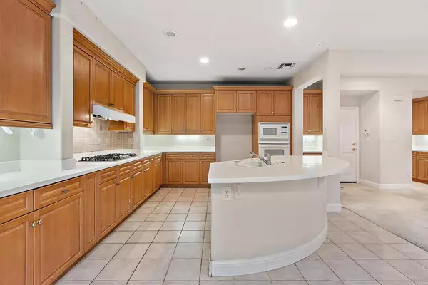 7007 Barranca DR, El Dorado Hills, CA 95762