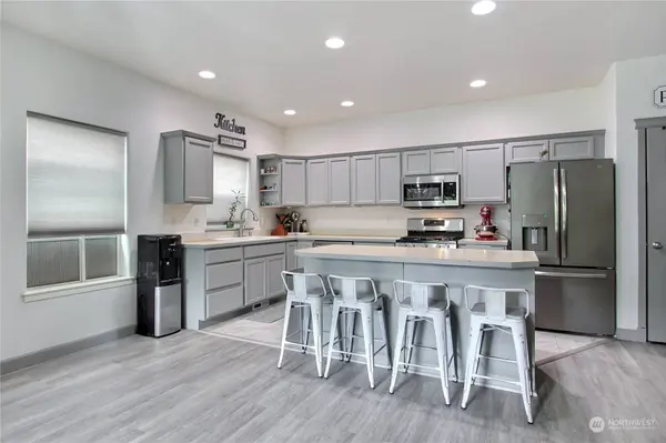 5012 Balustrade BLVD SE, Lacey, WA 98513