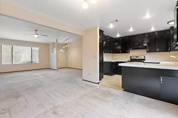 7291 Riverwind WAY, Sacramento, CA 95831