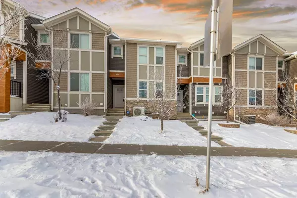 833 Nolan Hill BLVD NW, Calgary, AB T3R 0V9