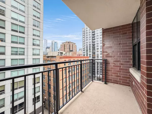 451 W Huron ST #908, Chicago, IL 60654