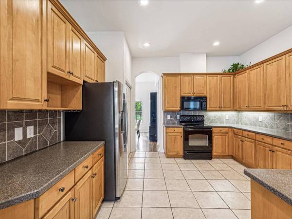 6610 CARRINGTON SKY DR, Apollo Beach, FL 33572