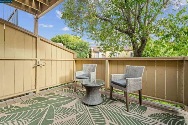 5319 Ridgeview Cir #3, El Sobrante, CA 94803