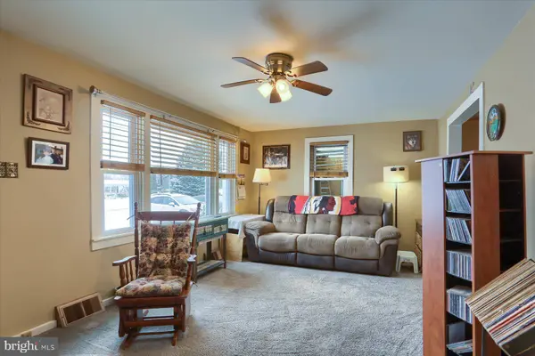 170 OAK HILL RD, Carlisle, PA 17015