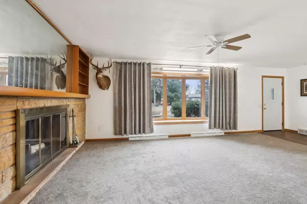 6509 Linden Circle, Windsor, WI 53598