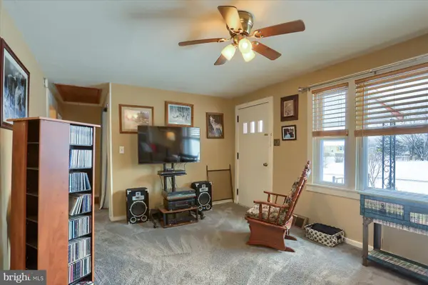 170 OAK HILL RD, Carlisle, PA 17015